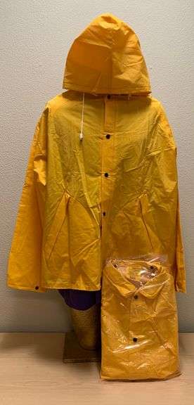 NEESE Rainwear Yellow Security Raincoat w/Attachable Hood (M) $10